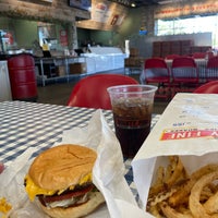 Photo taken at Mighty Fine Burgers by Aptraveler on 11/28/2022