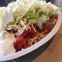 Photo taken at Chipotle Mexican Grill by Aptraveler on 2/18/2016