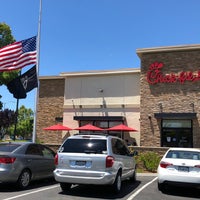 Photo taken at Chick-fil-A by dmackdaddy on 5/28/2018