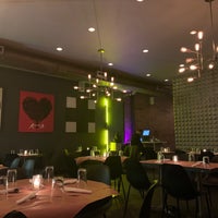 Photo taken at Song Thai Restaurant &amp;amp; Bar by Aiei on 12/29/2021