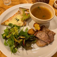 Photo taken at Le Pain Quotidien by Tetsuyuki N. on 9/14/2022