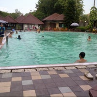 Photo taken at Sunlake Hotel Swimming Pool by Vievie S. on 5/5/2013