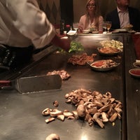 4/15/2016 tarihinde Gary E.ziyaretçi tarafından Kobe Steaks Japanese Restaurant'de çekilen fotoğraf