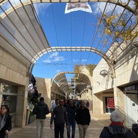Photo taken at Mamilla Mall by Marussia K. on 12/24/2019