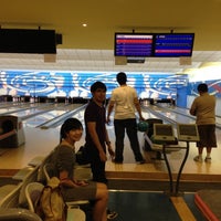 Photo taken at Planet Bowl by Hassaan I. on 11/17/2012