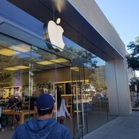 Photo taken at Apple Knox Street by Faith H. on 10/18/2019