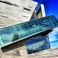 Foto tirada no(a) Perot Museum of Nature and Science por Faith H. em 12/4/2012