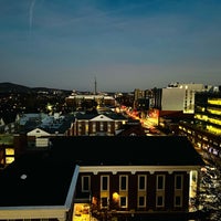 12/17/2021にChris 👩🏻‍⚕️ L.がGraduate Charlottesvilleで撮った写真