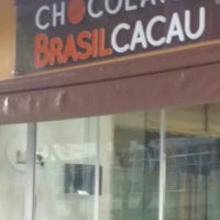 Photo taken at Chocolates Brasil Cacau by Ronaldo H. on 10/30/2015