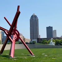 Photo taken at Pappajohn Sculpture Park by Aaron B. on 5/20/2023