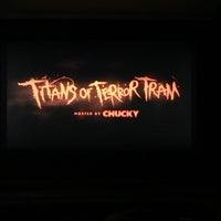 Photo taken at Titans of Terror Tram Hosted by Chucky at Halloween Horror Nights by Montserrat A. on 10/13/2017