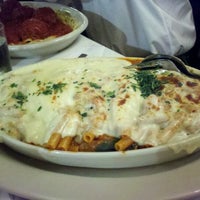 Photo taken at Carmine's Italian Restaurant by Natalia S. on 11/10/2012