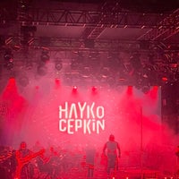 Photo taken at Atatürk Açık Hava Tiyatrosu by Ozzy on 8/13/2023