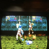 รูปภาพถ่ายที่ High Scores Arcade โดย Dave Z. เมื่อ 3/19/2017