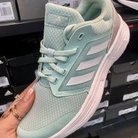 adidas i li Fatih Cad. N 11 13 4. Levent