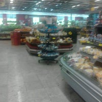 Photo taken at Supermercado Mambo by Agência N. on 2/2/2013