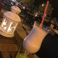 7/20/2017 tarihinde Yıldız K.ziyaretçi tarafından Gossip Lounge - Gündoğan'de çekilen fotoğraf