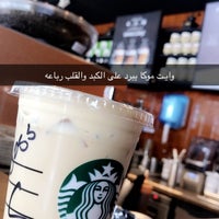 Foto scattata a Starbucks da Sl6ooon_10 il 4/7/2017