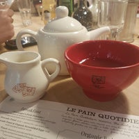 Photo taken at Le Pain Quotidien by Aylin on 12/10/2017