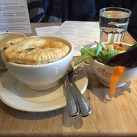 Photo taken at Le Pain Quotidien by Ken B. on 12/14/2014