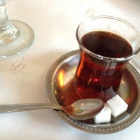 รูปภาพถ่ายที่ Istanbul Cafe โดย Bill D. เมื่อ 10/23/2012