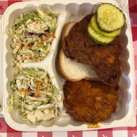 Photo taken at Hot Chicken Takeover by 312Bites on 11/21/2017