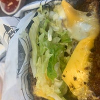 Photo taken at Fatburger by Mika W. on 8/21/2019