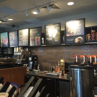 Photo taken at Starbucks by Tomás R. on 7/3/2016