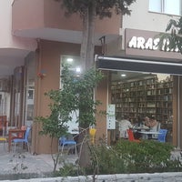 9/7/2017 tarihinde Altan Y.ziyaretçi tarafından Arel Kitap &amp;amp; Kafe'de çekilen fotoğraf