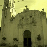 Photo taken at Iglesia de Santa Maria Magdalena by Armando A. on 12/26/2012