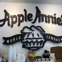 Photo taken at Apple Annie&amp;#39;s Bakery and Restaurant by Ron E. on 9/22/2019
