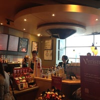 Photo taken at Starbucks by Shengying X. on 11/3/2012