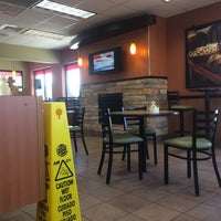 Photo taken at Burger King #6084 by Guido S. on 5/26/2016