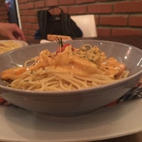 1/10/2018 tarihinde Estefania R.ziyaretçi tarafından Figo Pasta &amp;amp; Pizza'de çekilen fotoğraf