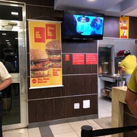 Photo taken at McDonald&amp;#39;s by Fábio G. on 2/3/2018