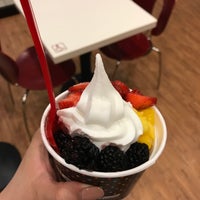 Photo taken at Red Mango by Panchita L. on 9/13/2017