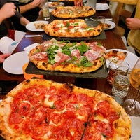 Photo prise au Mercato Stellina Pizzeria par Panchita L. le10/24/2021