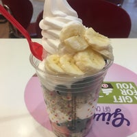 Photo taken at Red Mango by Panchita L. on 5/6/2017