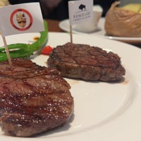 Foto tirada no(a) TDQ Steaks por Nada em 11/6/2023
