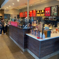 Photo taken at Starbucks by Lars H. on 12/24/2021
