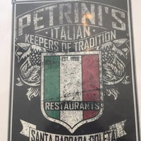Снимок сделан в Petrini&amp;#39;s Italian Restaurant - Santa Barbara пользователем Lars H. 4/29/2017