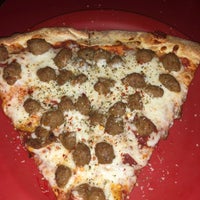 Photo taken at Extreme Pizza by James S. on 8/11/2018