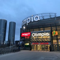 3/22/2018 tarihinde Denys A.ziyaretçi tarafından Olimpia'de çekilen fotoğraf