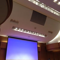 慶応義塾大学三田キャンパス 北館ホール 三田 0 Tips