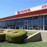 10/30/2012にDavid T.がCowboy Toyotaで撮った写真