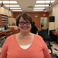 Photo taken at Hair Cuttery by Fernando V. on 11/14/2012