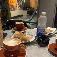 Photo taken at Café Olimpico by Shahad 🍯 .. on 10/16/2023