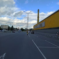 Photo taken at Парковка ТЦ Караван by Урри Ш. on 7/19/2022