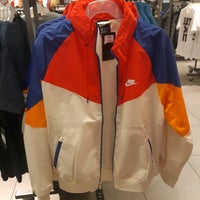 nike abbigliamento mantova nike abbigliamento mantova