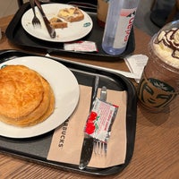 Photo taken at Starbucks by mukjii on 10/18/2022